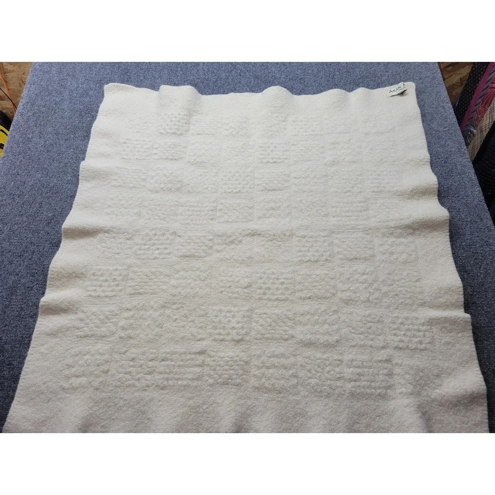 Vintage Aran Mor Ireland Wool Baby Blanket Cream Patchwork 39x35 Ireland Made